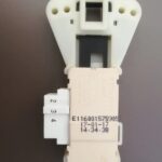 ARISTON E116001575905 METALFLEX  Замок люка(блокиратор)